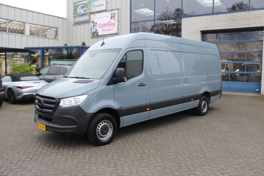 Mercedes-Benz Sprinter 317 CDI L3H2 3500 kg trekhaak, MBUX met navigatie en camera, Geveerde stoel