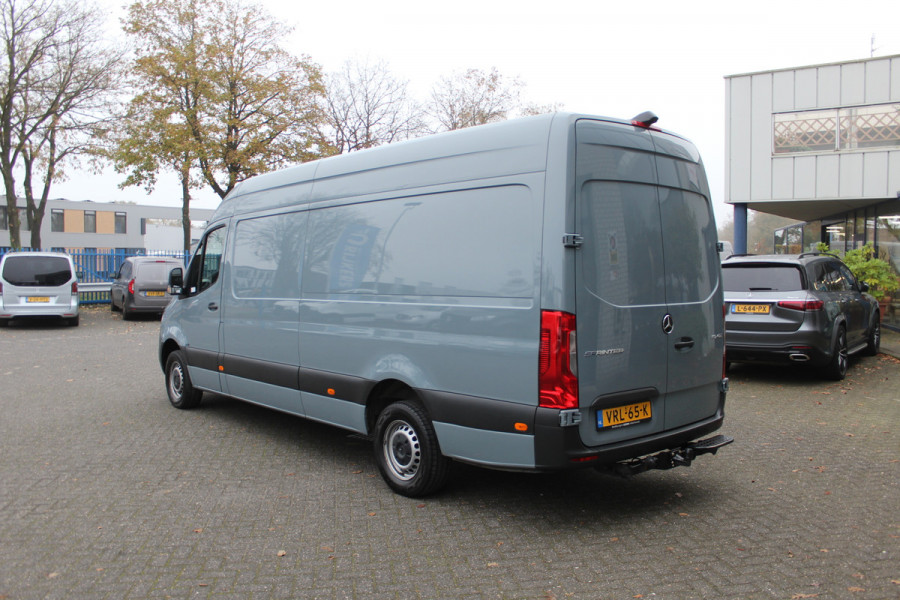 Mercedes-Benz Sprinter 317 CDI L3H2 3500 kg trekhaak, MBUX met navigatie en camera, Geveerde stoel