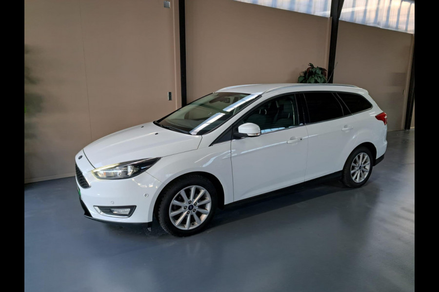 Ford FOCUS Wagon 1.0 Titanium apple carplay nieuwstaat nieuwe distributie 6 tot 12 maanden garantie