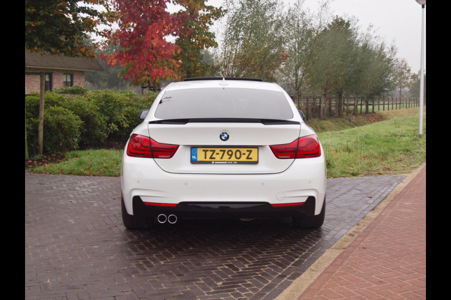 BMW 4 Serie Gran Coupé 420i High Executive | Panoramadak | Trekhaak | Cruise Control | DAB | PDC |