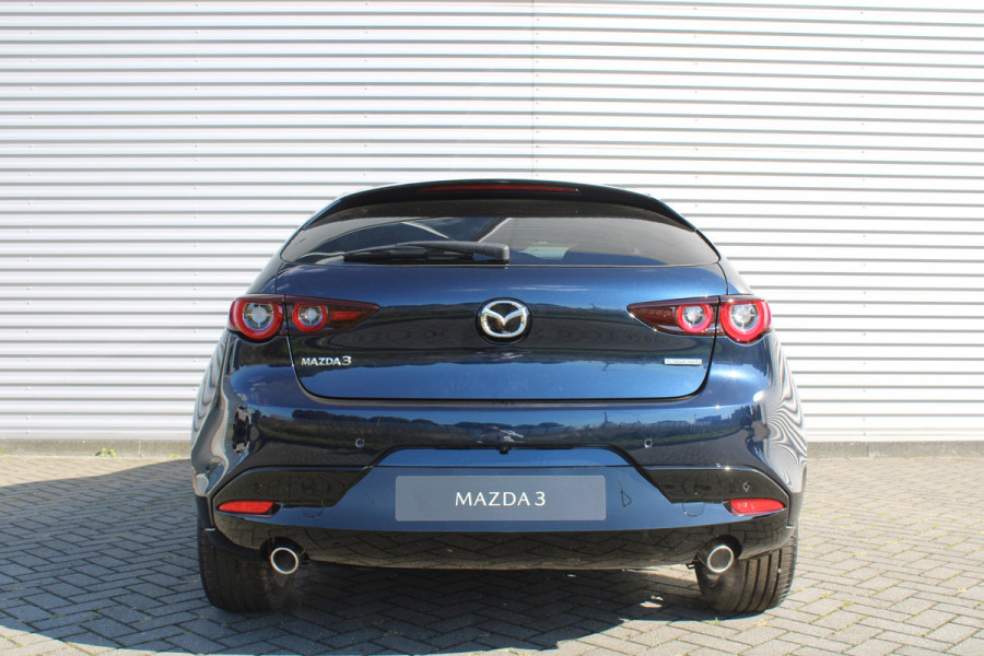 Mazda 3 2.0 e-SkyActiv-G 122PK 6MT Exclusive-line | Black Comfort Pack | Driver Assistance & Sound Pack | Design Pack | Hoge Korting | Uit voorraad leverbaar | Private Lease vanaf €469,- per maand |