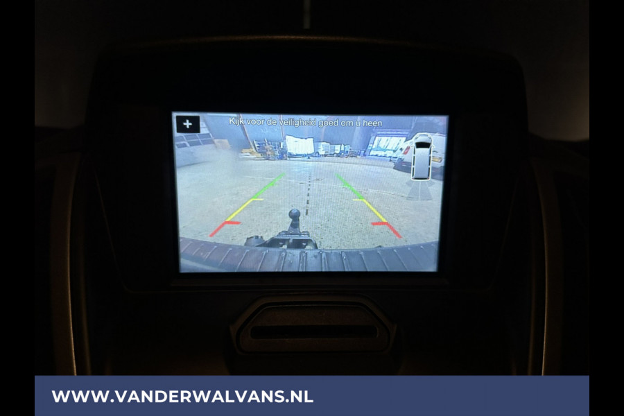 Ford Transit 2.0 TDCI L2H2 Euro6 Airco | Navigatie | Camera | Cruisecontrol | Apple Carplay Trekhaak, Android Auto, Verwarmde voorruit, Parkeersensoren, Bijrijdersbank