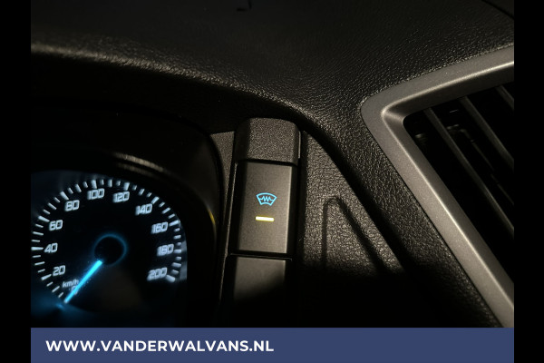 Ford Transit 2.0 TDCI L2H2 Euro6 Airco | Navigatie | Camera | Cruisecontrol | Apple Carplay Trekhaak, Android Auto, Verwarmde voorruit, Parkeersensoren, Bijrijdersbank