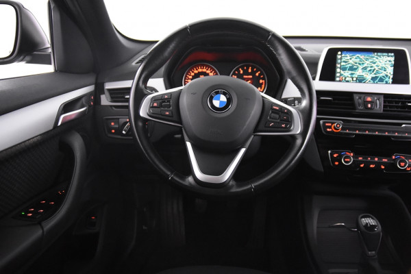 BMW X1 sDrive16d *Navigatie*Stoelverwarming*Park assist*