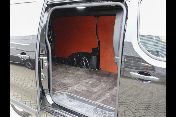 Toyota ProAce 122pk Automaat Navigator Long L3 Navi Trekhaak Airco Cruise