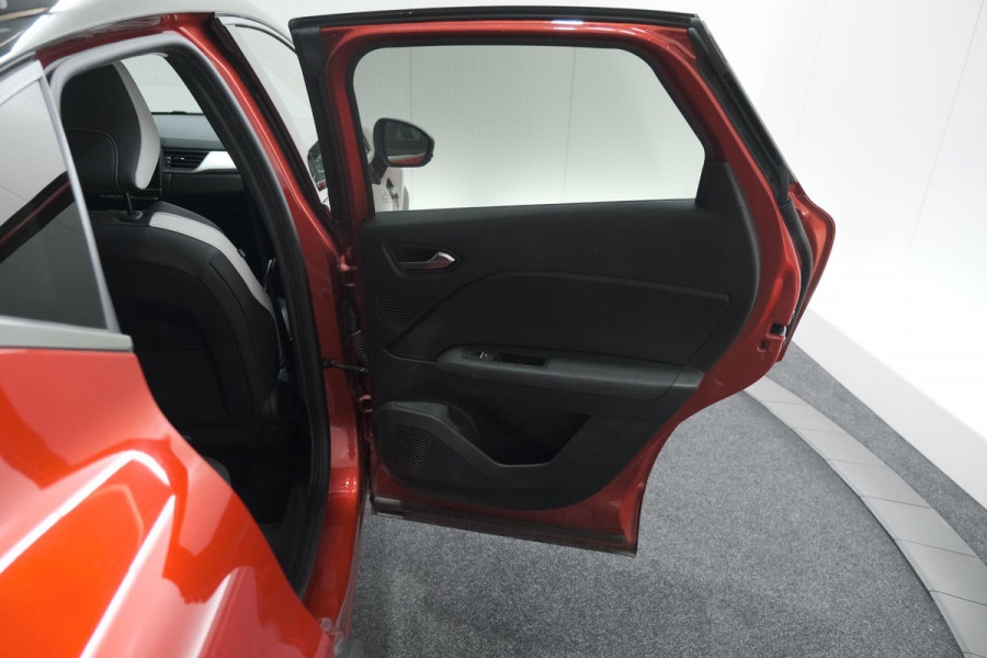 Renault Captur TCe 90 Techno | Camera | Apple Carplay | Navigatie | Parkeersensoren