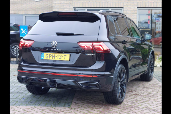 Volkswagen Tiguan 1.4 TSI eHybrid R-Line Black Style | Pano | Trekhaak | ACC