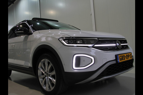 Volkswagen T-Roc 1.0 TSI 110PK Style | Pano dak | Beats