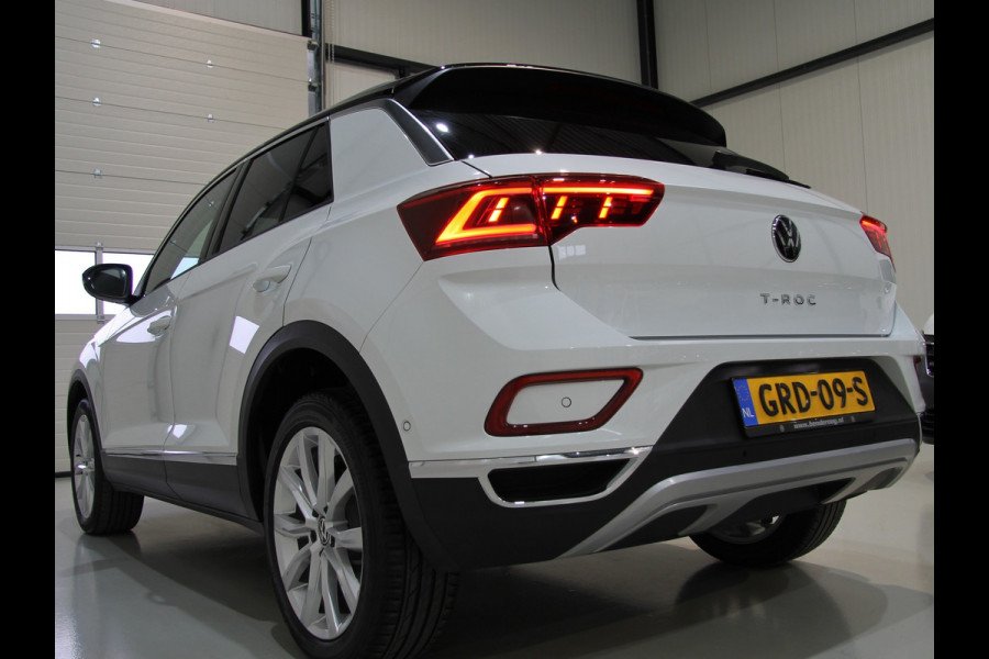 Volkswagen T-Roc 1.0 TSI 110PK Style | Pano dak | Beats