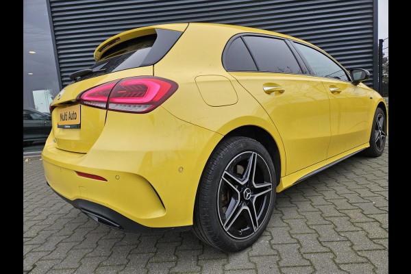 Mercedes-Benz A-Klasse 250 e AMG Edition Plug In Hybrid Dealer O.H 218pk PHEV | Adaptive Cruise | Burmester | Multibeam LED | Widescreen Navi | Sfeerverlichting | Apple Carplay | DAB |