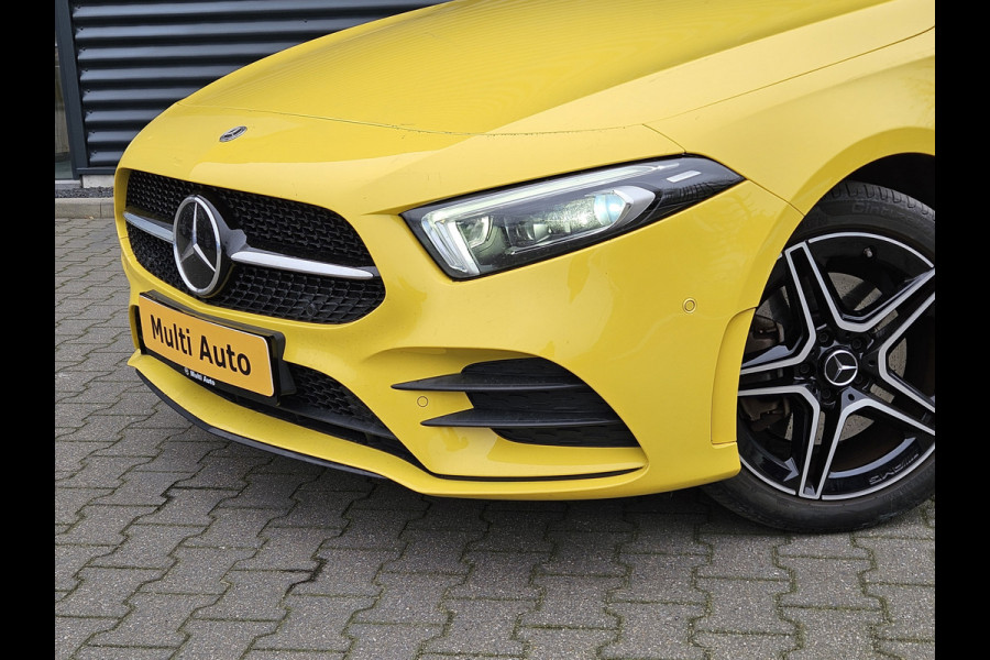 Mercedes-Benz A-Klasse 250 e AMG Edition Plug In Hybrid Dealer O.H 218pk PHEV | Adaptive Cruise | Burmester | Multibeam LED | Widescreen Navi | Sfeerverlichting | Apple Carplay | DAB |