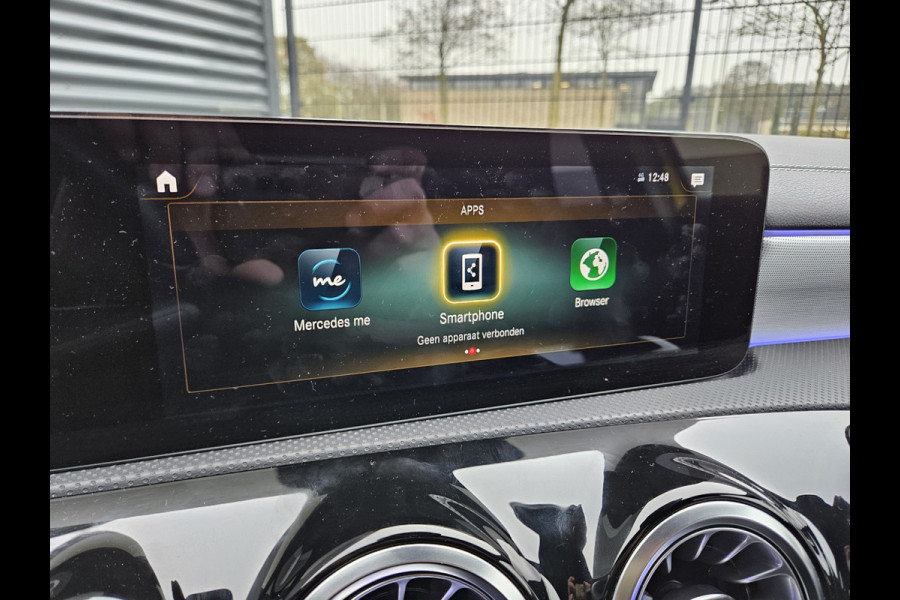 Mercedes-Benz A-Klasse 250 e AMG Edition Plug In Hybrid Dealer O.H 218pk PHEV | Adaptive Cruise | Burmester | Multibeam LED | Widescreen Navi | Sfeerverlichting | Apple Carplay | DAB |