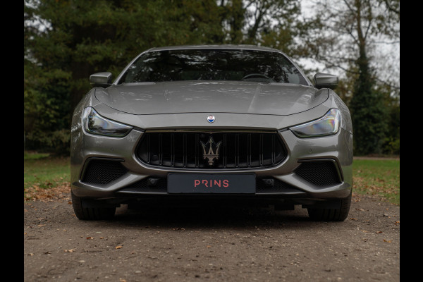 Maserati Ghibli Trofeo V8 580pk | Pano-dak | Veel carbon! | Stoelventilatie | 360 cam