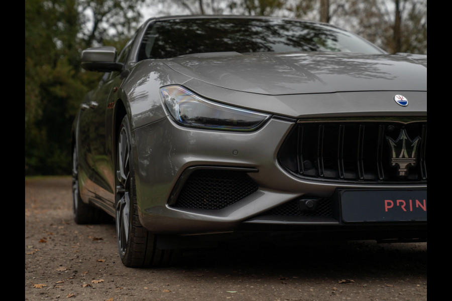 Maserati Ghibli Trofeo V8 580pk | Pano-dak | Veel carbon! | Stoelventilatie | 360 cam