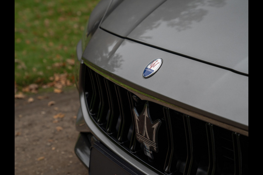 Maserati Ghibli Trofeo V8 580pk | Pano-dak | Veel carbon! | Stoelventilatie | 360 cam