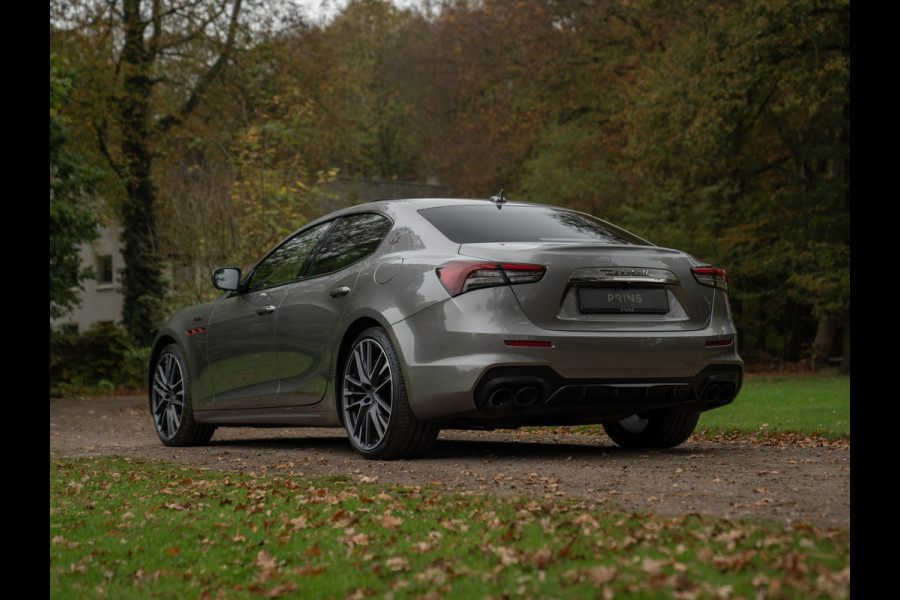 Maserati Ghibli Trofeo V8 580pk | Pano-dak | Veel carbon! | Stoelventilatie | 360 cam