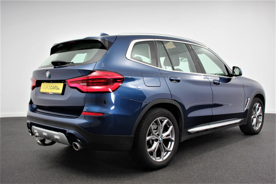 BMW X3 xDrive30e Hybrid PHEV Automaat | Trekhaak | Navigatie | Climate Control | Led | Dab | Electrisch bedienbare achterklep | Parkeer sensoren