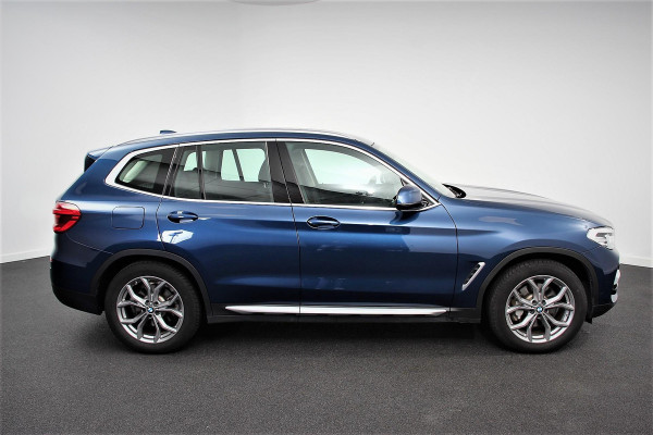 BMW X3 xDrive30e Hybrid PHEV Automaat | Trekhaak | Navigatie | Climate Control | Led | Dab | Electrisch bedienbare achterklep | Parkeer sensoren