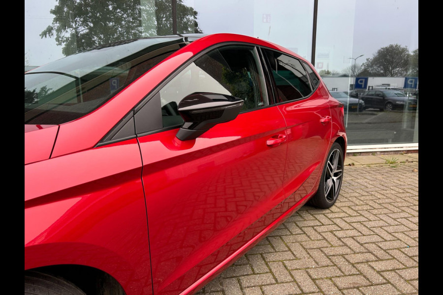 Seat Ibiza 1.0 TSI 115PK FR Business Intense - Navi - Pano / Schuifdak - Alcantara - Org.NL