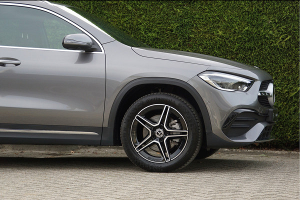 Mercedes-Benz GLA GLA 250 e AMG Line | Afn Trekhaak Distronic Multibeam 360 Camera Keyless-Go