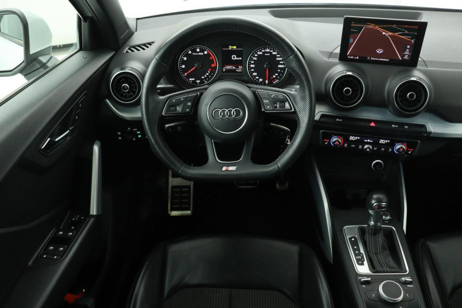 Audi Q2 30 TFSI Sport S line | Stoelverwarming | Trekhaak | Navigatie | Full LED | Sportstoelen | Climate control | PDC | Cruise control