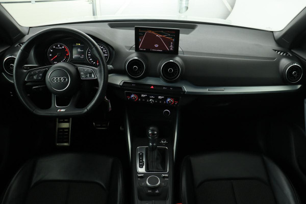 Audi Q2 30 TFSI Sport S line | Stoelverwarming | Trekhaak | Navigatie | Full LED | Sportstoelen | Climate control | PDC | Cruise control