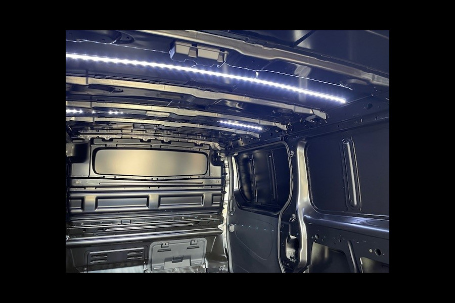 Renault Trafic 2.0 Blue dCi 170PK NEXT LEVEL EDITION Leder / Navigatie / Camera / Led