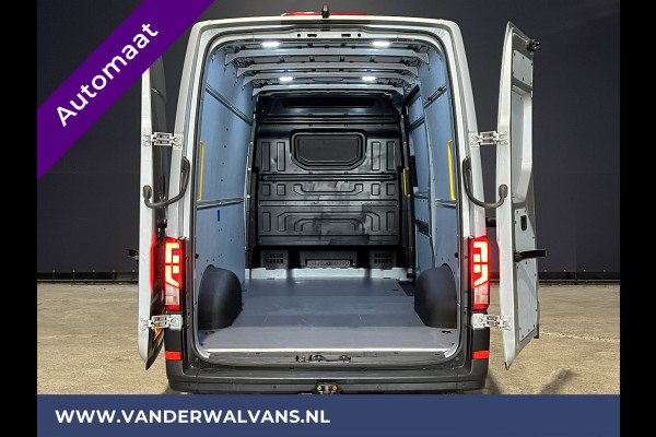 Volkswagen Crafter 2.0 TDI 177pk Automaat L3H3 L2H2 Euro6 Airco | LED | Camera | Trekhaak | Apple Carplay | Android Auto Cruisecontrol, Parkeersensoren, Chauffeursstoel, Bijrijdersbank