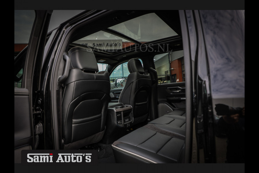 Dodge Ram 2025 LARAMIE NIGHT | 14,4 SCHERM + 10.2 INCH PASSENGER SCREEN | HURRICAN 420PK 636 Nm TWIN TURBO | PRIJS MET LPG EN COVER EN GAR DUBBELE CABINE | PICK UP | 5 PERSOONS | DC | GRIJSKENTEKEN | VOORAAD 2220 - 5039