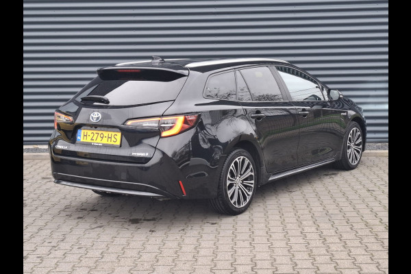 Toyota Corolla Touring Sports 1.8 Hybrid Dynamic Automaat Dealer O.H. | Apple Carplay | Camera  | Stoelverwarming | Cruise Control | Climate Control | L.M. 17" |