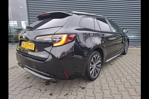 Toyota Corolla Touring Sports 1.8 Hybrid Dynamic Automaat Dealer O.H. | Apple Carplay | Camera  | Stoelverwarming | Cruise Control | Climate Control | L.M. 17" |