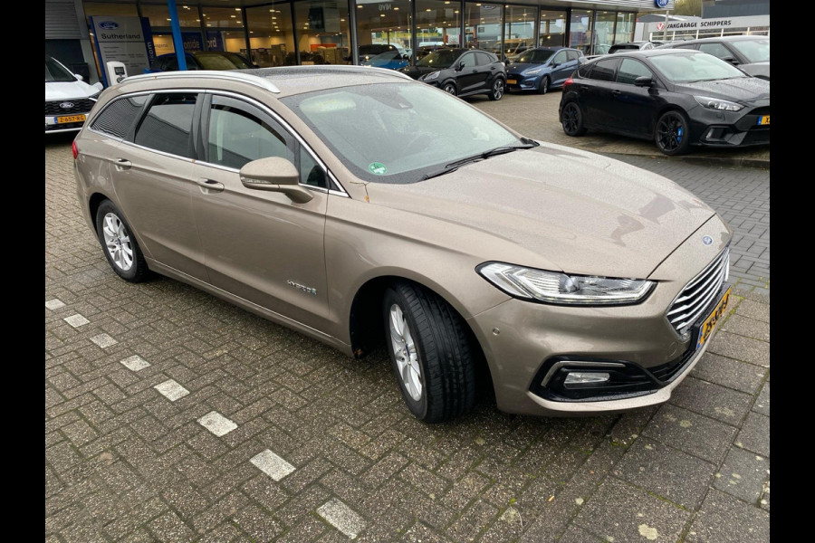 Ford Mondeo Wagon 2.0 IVCT HEV Titanium 187pk | Adaptieve Cruise | Trekhaak | Panorama Dak