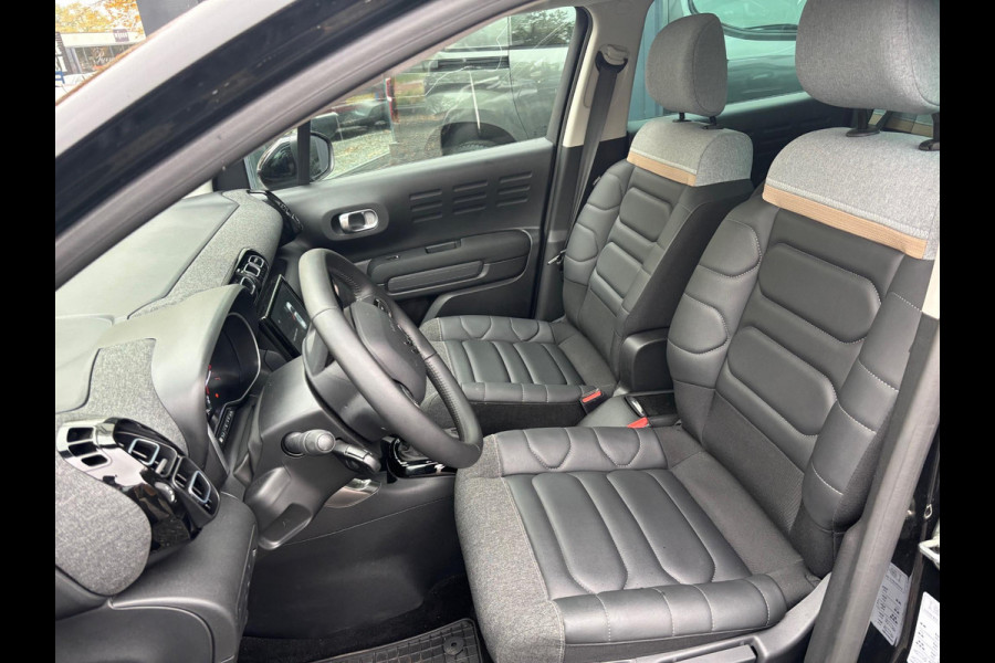 Citroën C3 Aircross 1.2 PureTech Shine 130pk Automaat | Panoramadak! | Zeer compleet! |