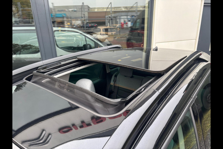 Citroën C3 Aircross 1.2 PureTech Shine 130pk Automaat | Panoramadak! | Zeer compleet! |