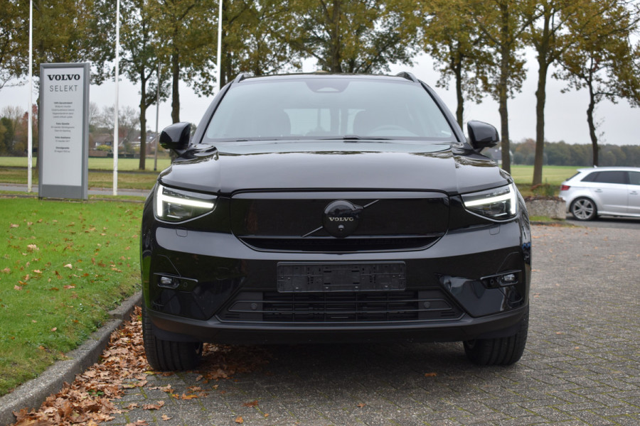 Volvo EX40 Extended Range 252PK Plus Black Edition | H&K | Blis | ACC | Stuurverwarming | 20" LMV | 360 camera | Getint glas | Apple carplay