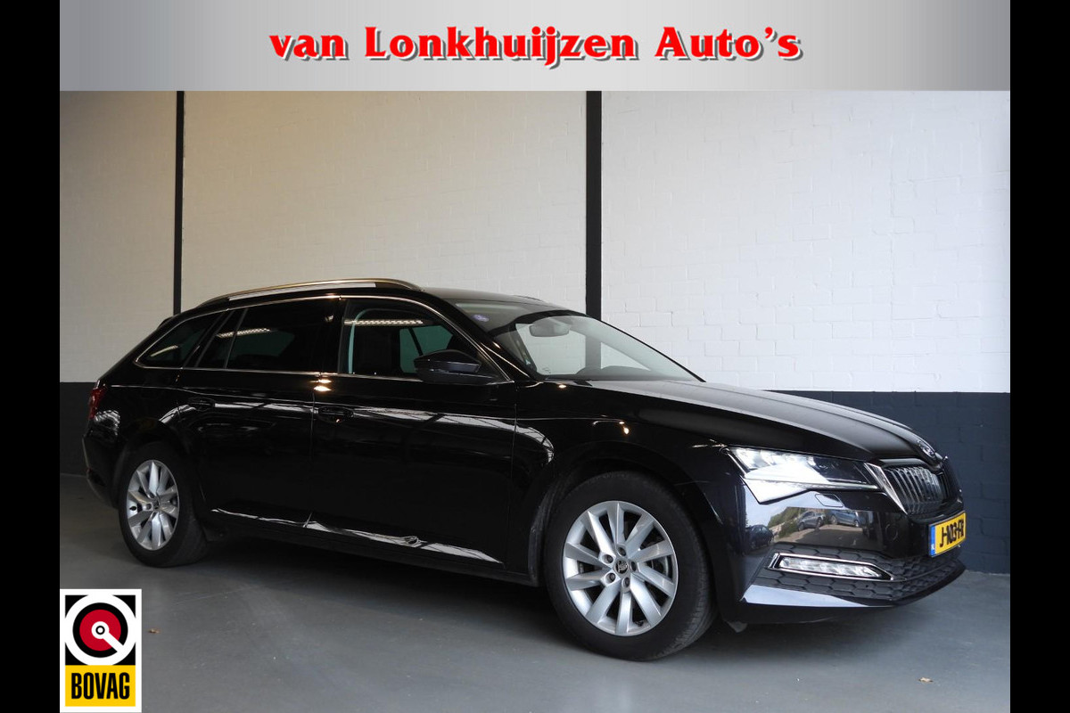 Škoda Superb Combi 1.5 TSI Aut. Business Edition NAVI/CAMERA/LED/TREKHAAK/17"LMV!