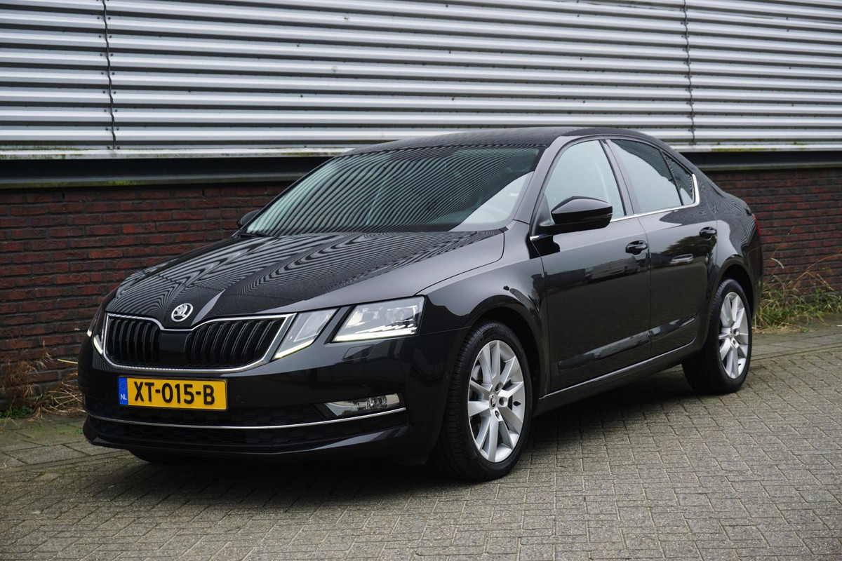 Škoda Octavia 1.0 TSI 116PK Style Business/Camera/ 17Inch./Canton geluidsinstallatie.