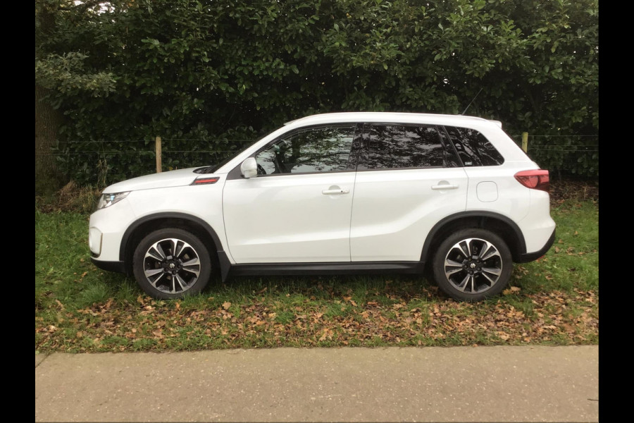 Suzuki Vitara 1.4 Boosterjet AllGrip Stijl 1e eigenaar/dealeronderhouden panorama/trekhaak