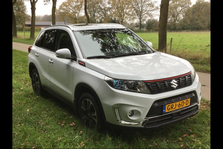 Suzuki Vitara 1.4 Boosterjet AllGrip Stijl 1e eigenaar/dealeronderhouden panorama/trekhaak