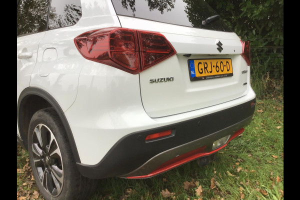 Suzuki Vitara 1.4 Boosterjet AllGrip Stijl 1e eigenaar/dealeronderhouden panorama/trekhaak