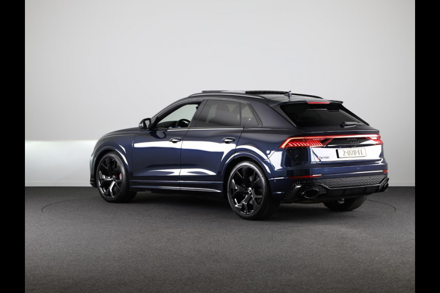 Audi RS Q8 4.0 TFSI quattro 600pk "Audi exclusive" | Full options | orig. NL auto | RS Dynamic+ 305km/h | B&O advanced