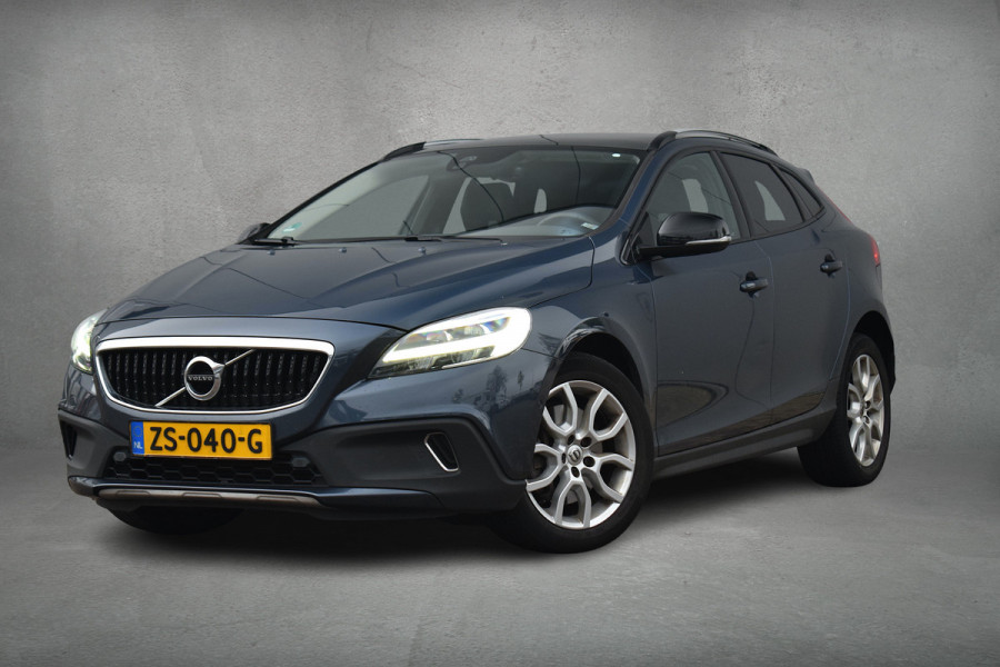 Volvo V40 Cross Country 1.5 T3 Polar+ Luxury | Trekhaak | Pano | H/K | Leer | Stoelverw.