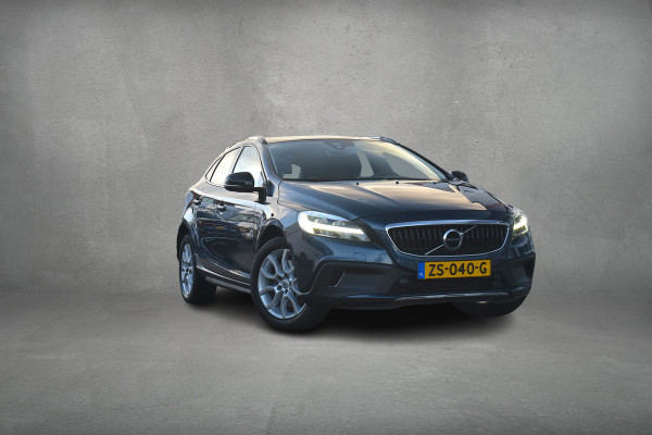 Volvo V40 Cross Country 1.5 T3 Polar+ Luxury | Trekhaak | Pano | H/K | Leer | Stoelverw.