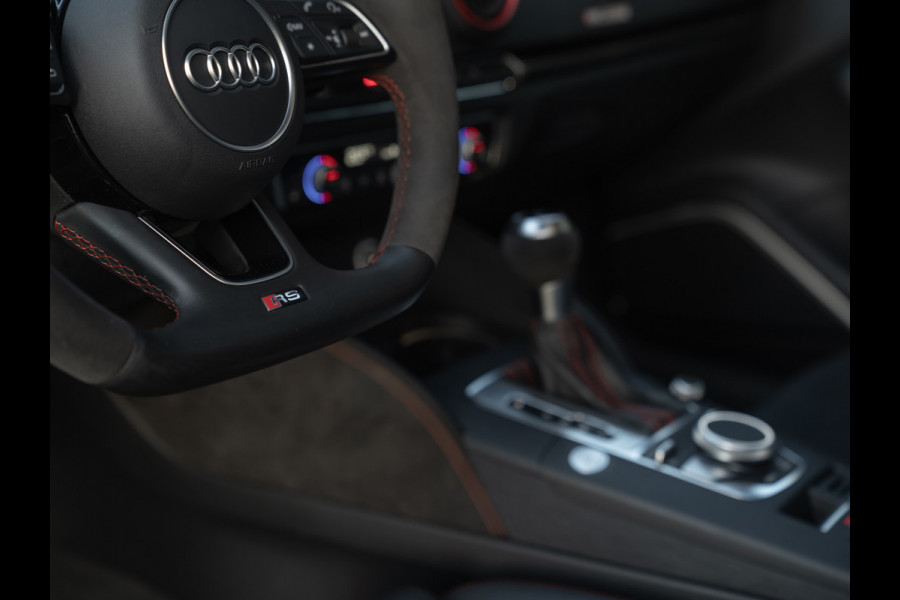 Audi RS3 Sportback ABT 470pk | Pano-dak | 2e eigenaar | Bang & Olufsen