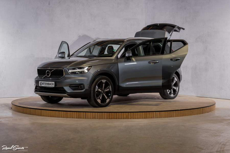 Volvo XC40 2.0 T4 Momentum