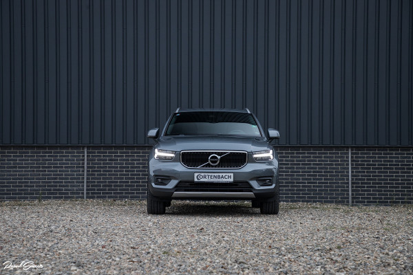 Volvo XC40 2.0 T4 Momentum