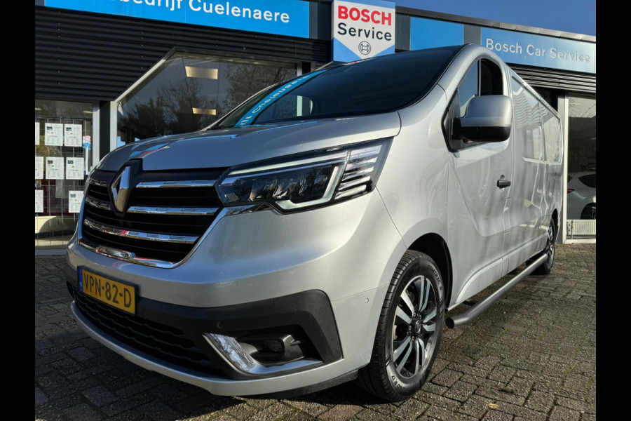 Renault Trafic 2.0 dCi 150 T30 L2H1 Luxe Trekhaak / Navi / P-sensoren & Camera / Keyless / Clima / LM velgen / Nette bus!