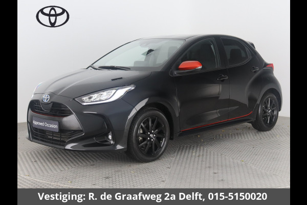 Toyota Yaris 1.5 Hybrid Black Edition | 10 JAAR GARANTIE! | Stoelverwarming | Apple CarPlay & AndroidAUTO | Camera