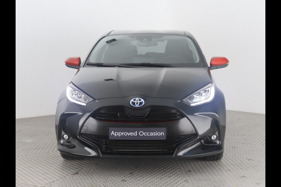 Toyota Yaris 1.5 Hybrid Black Edition | 10 JAAR GARANTIE! | Stoelverwarming | Apple CarPlay & AndroidAUTO | Camera