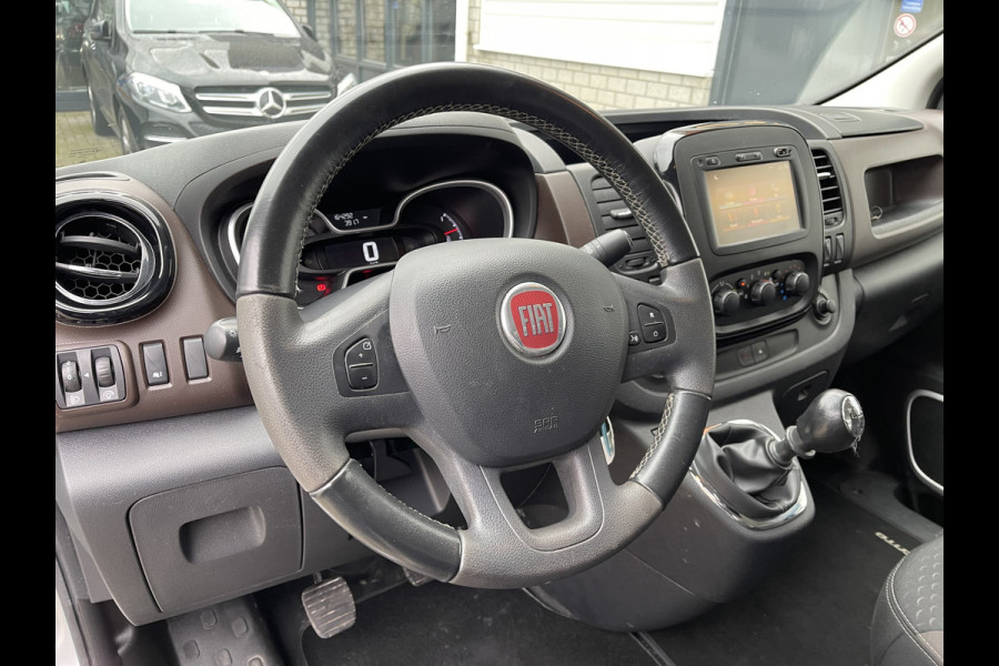 Fiat Talento 1.6 MJ 125pk EcoJet L2H1 SX / vaste prijs rijklaar € 14.950 ex btw / lease vanaf € 275 / zilver metallic / airco / cruise / navi / imperial / trekhaak / achteruit rijcamera !